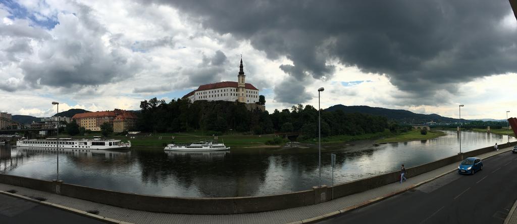 City Apartment Decin Buitenkant foto